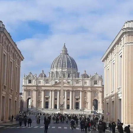 Vaticano Ferrari * Рим